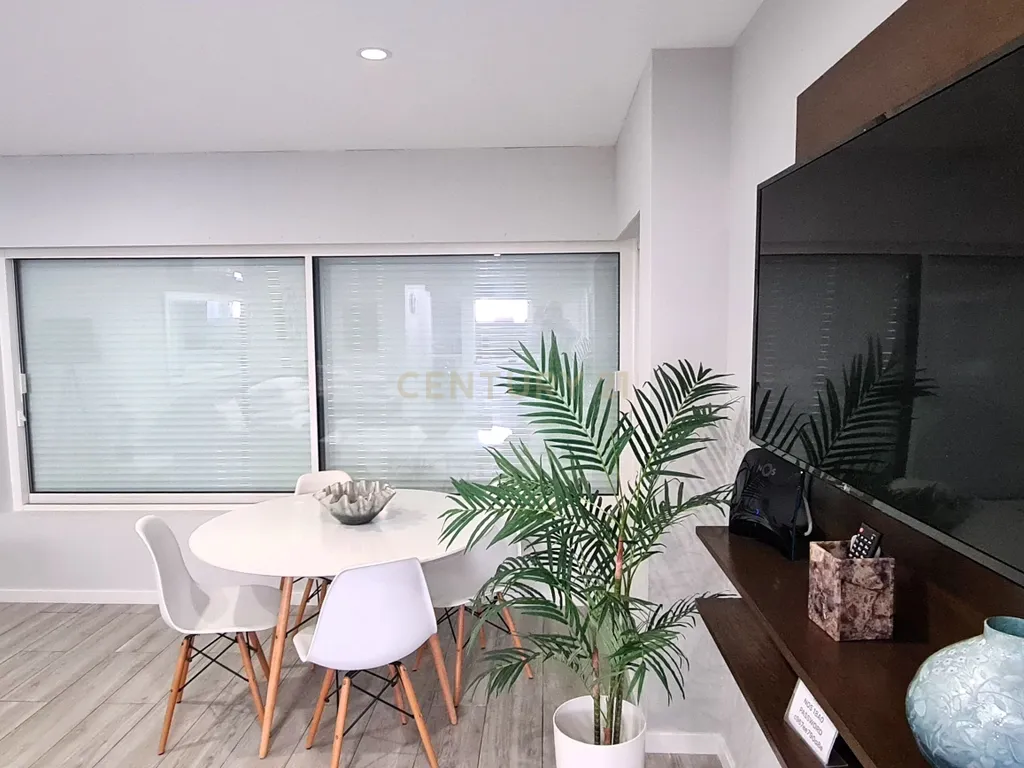 Apartamento T3 Deslumbrante à Beira-Mar - Vista para a Praia das Milícias/Açores - Image 43