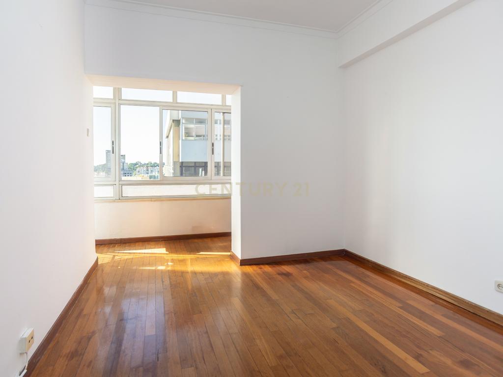 Apartamento T3 em Almada com Excelente Localização - Image 50