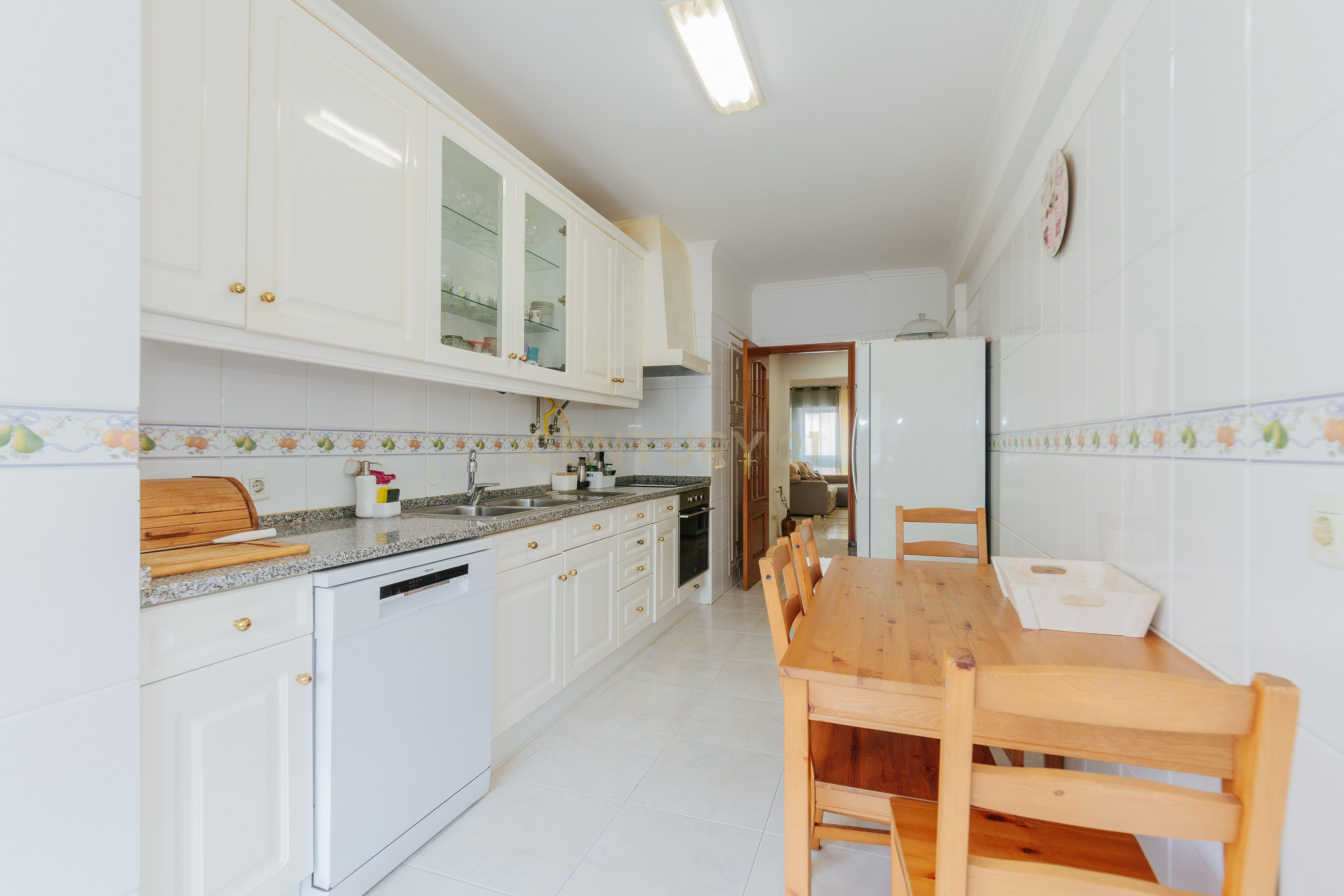 Fotografia 10 de Apartamento T3 em Santa Iria de Azoia, Loures