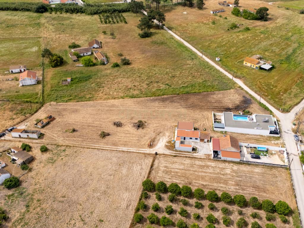 Oportunidade de Investimento | Terreno com 4.317m² na Jardia – Montijo - Image 3