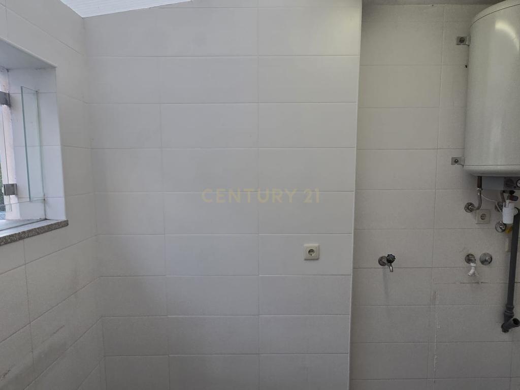 Apartamento T3 | Rés do Chão | Rio Tinto - Image 9