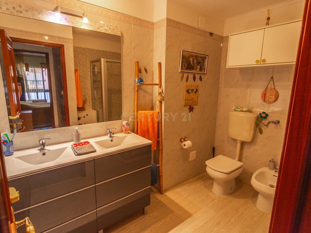 Apartamento T2 para venda em Oeiras - Image 10
