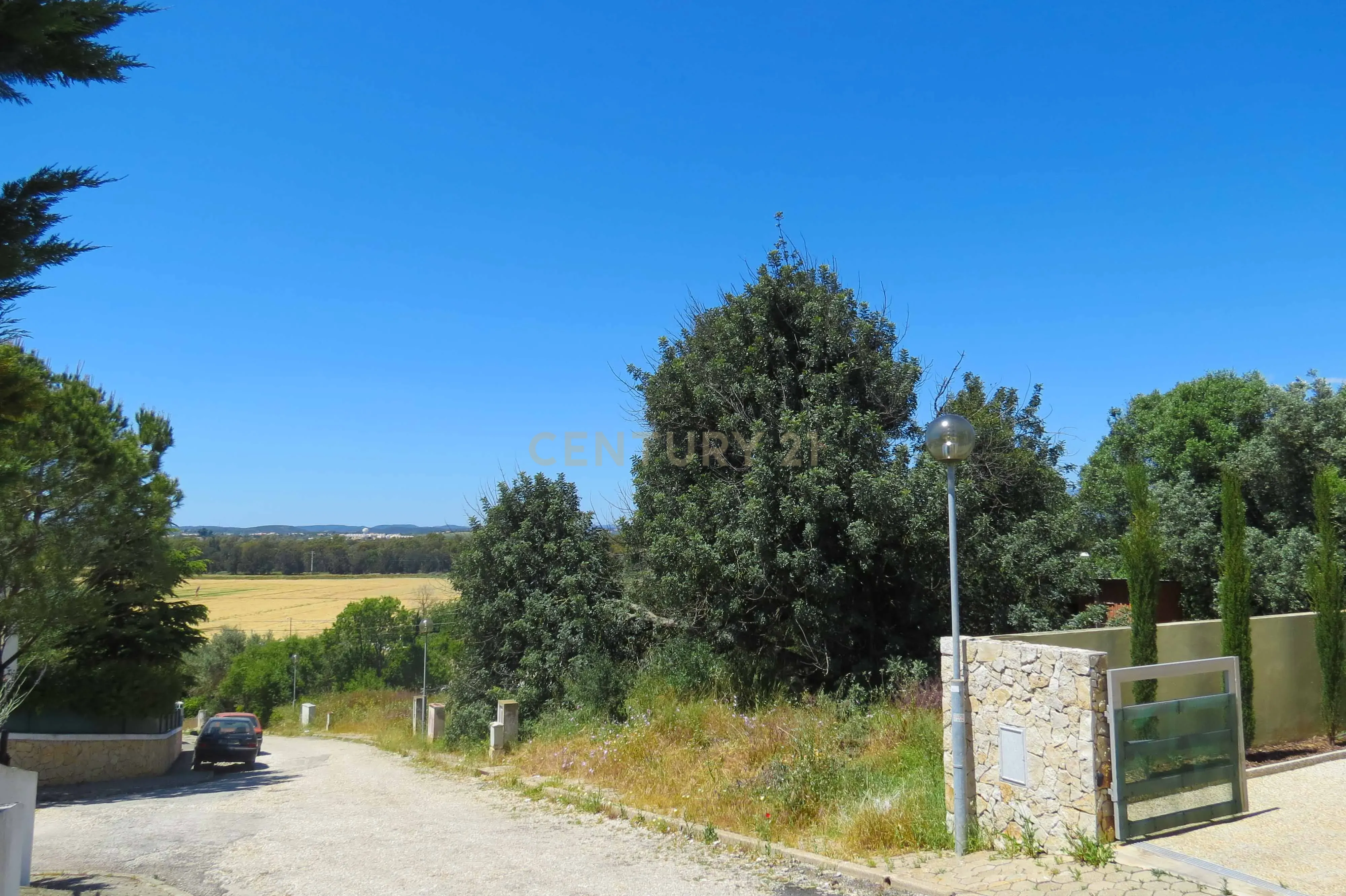 Terreno Urbano com Vista Desafogada nos Montes de Alvor – 435m² - Image 9