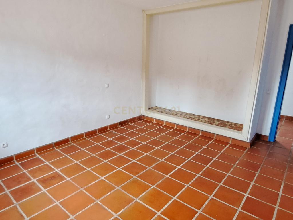 Terreno Rustico 5250m2 com moradia não licenciada  Pegões Claros - Image 11