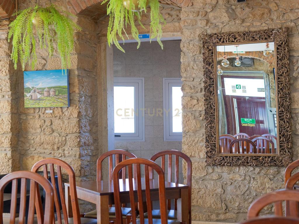 Trespasse de Café‑Bar Junto ao Futuro Hotel 5★ no Mosteiro Novo de Santa Clara – Coimbra - Image 58