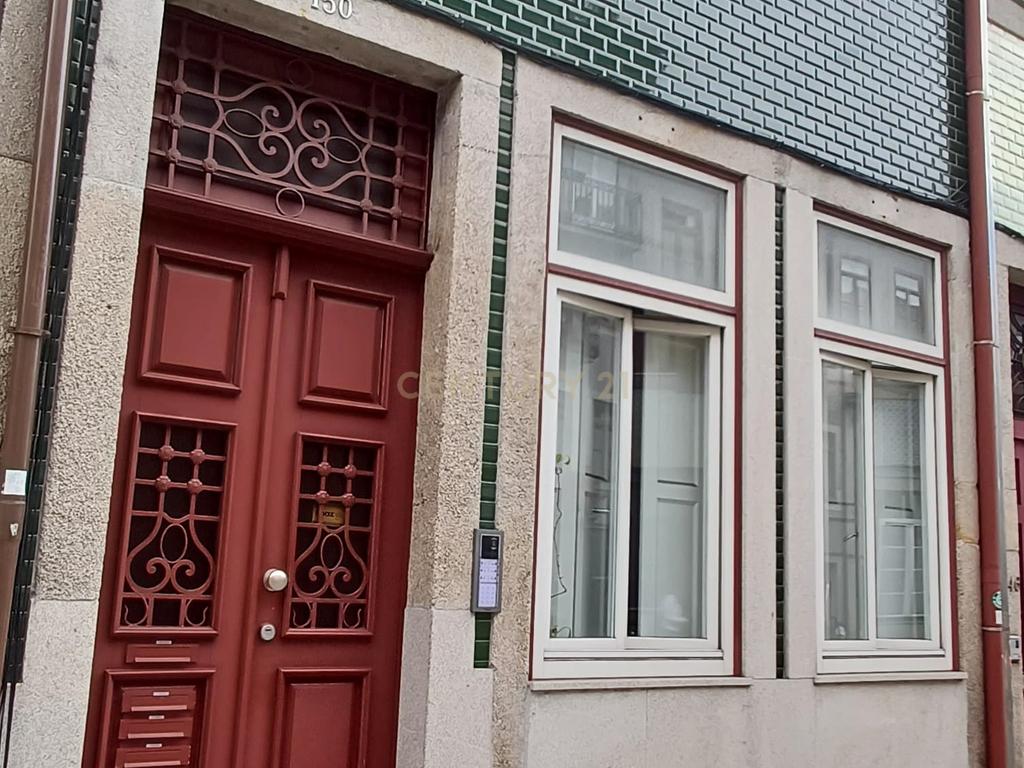 Apartamento T2+1 para Venda na Rua do Bonfim, Porto - Image 15