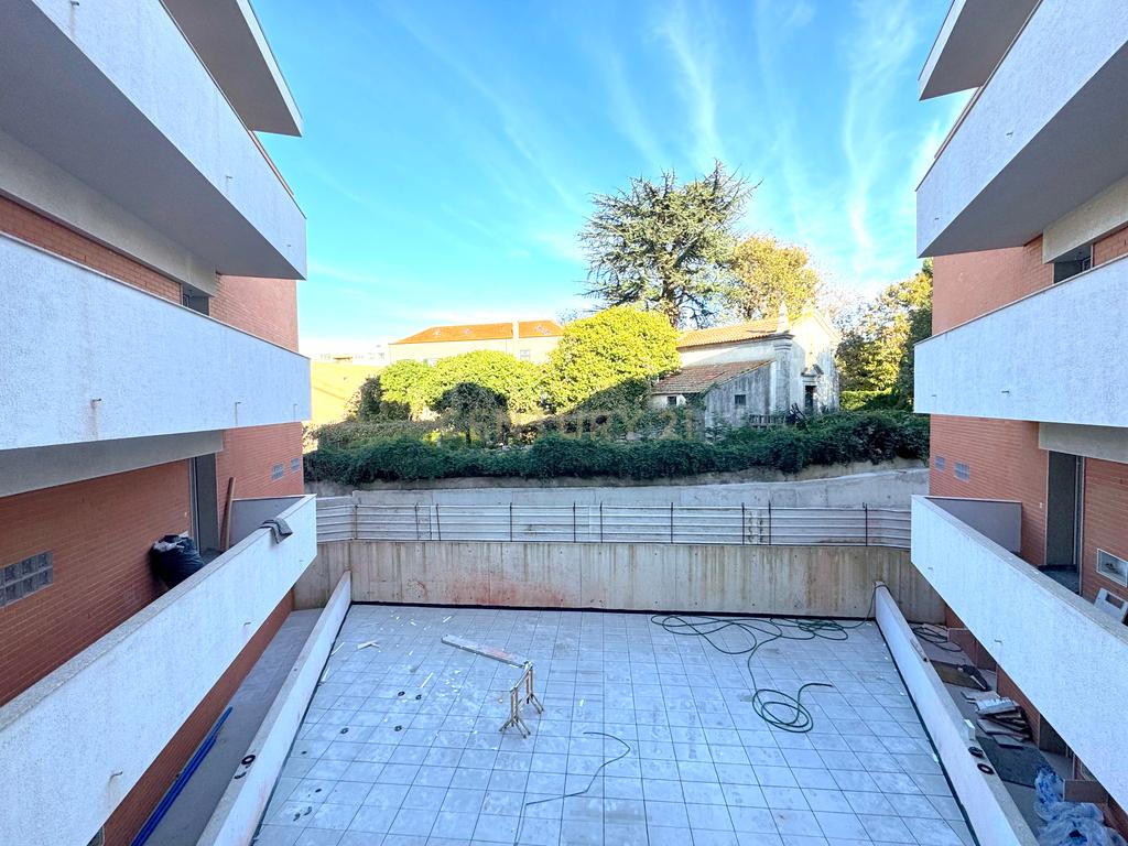 Apartamento com um quarto de luxo e novo em prédio muito moderno no centro de Matosinhos, perto do metro - Image 24