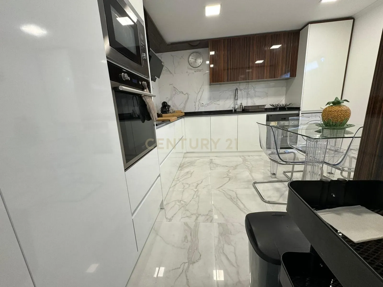 Casa Moderna T3 em Alfragide, Pronta a Habitar - Image 13