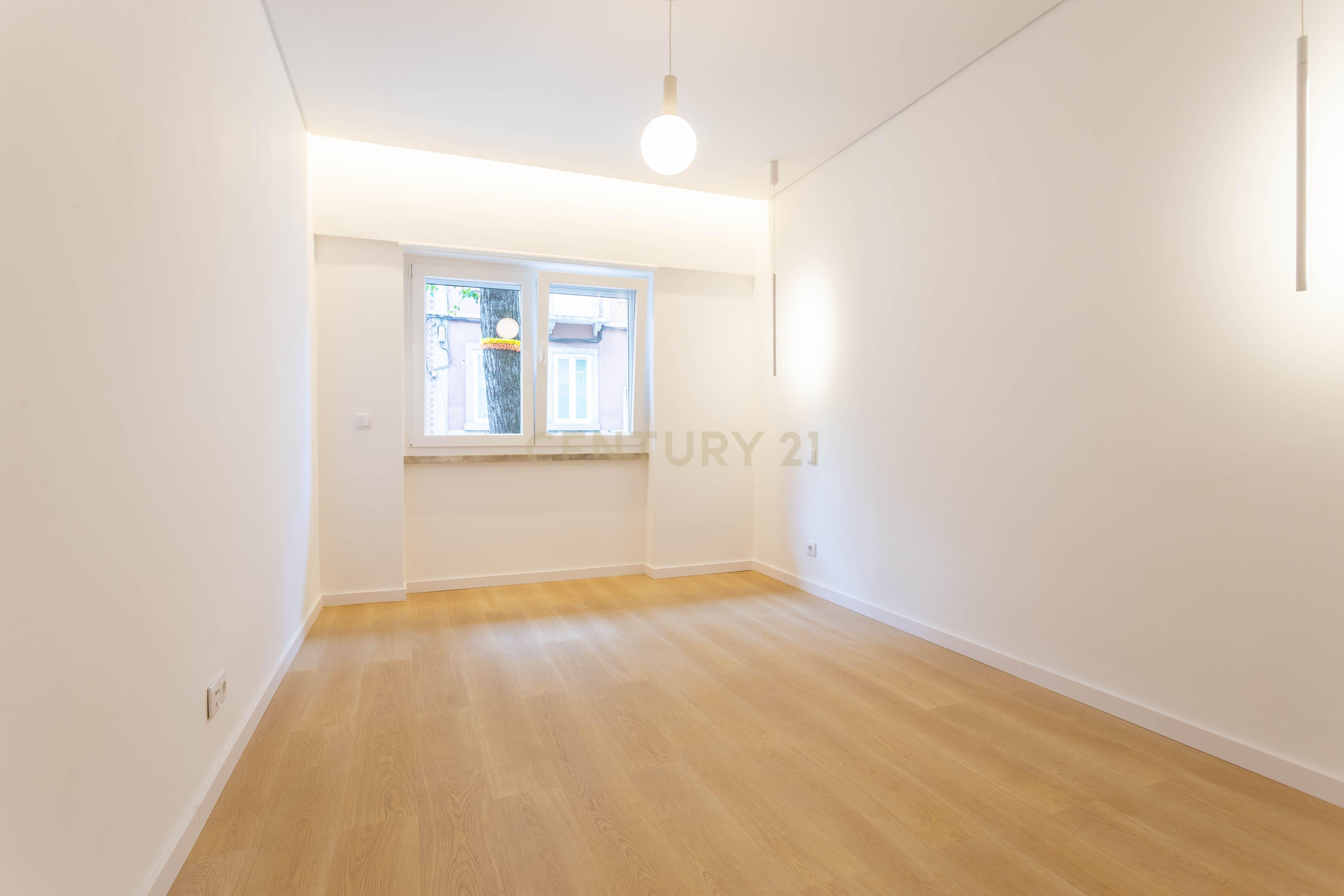 Fotografia 10 de T2 Totalmente Remodelado | Rua da Senhora da Glória – Lisboa
