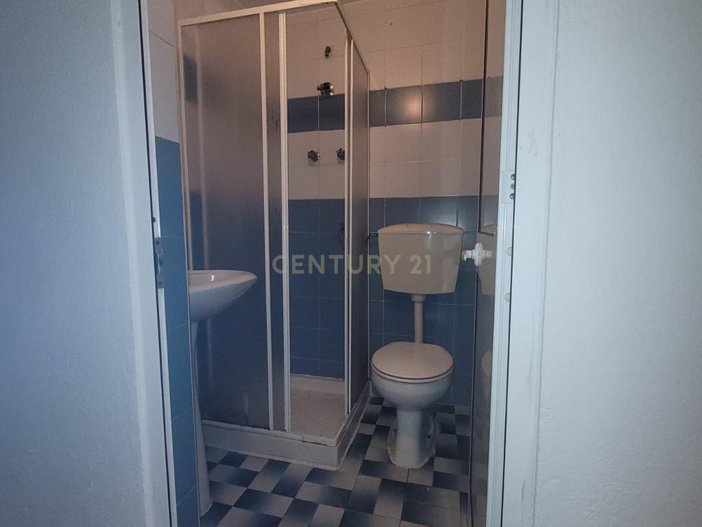 Moradia T2 em Vialonga - Image 10