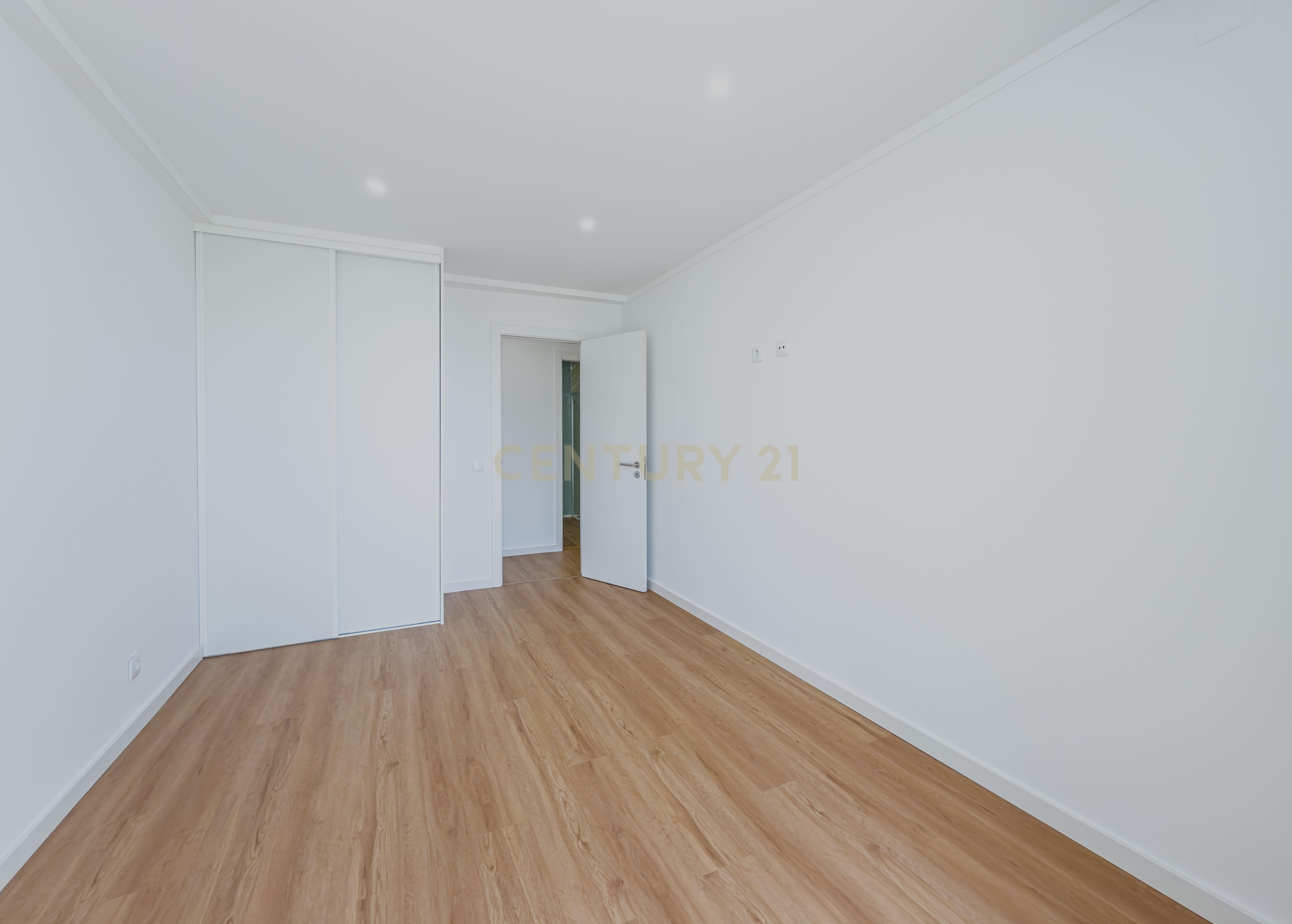 Fotografia 8 de Apartamento 3 assoalhadas, remodelado com acabamentos de charme, situado no Feijó