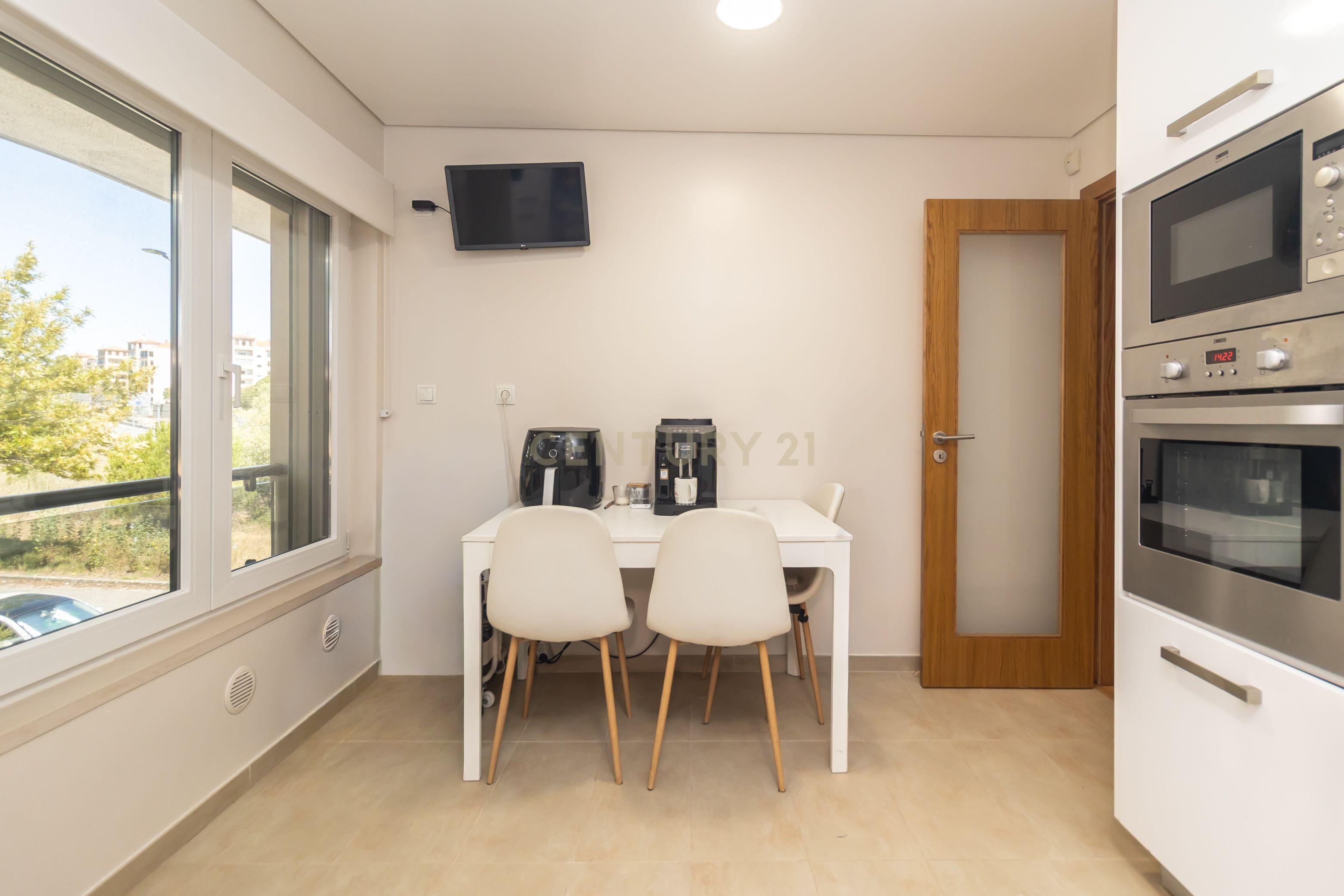 Fotografia 9 de T3 com 125 m² | Quinta de São Macário | Suíte, Varanda e Arrecadação