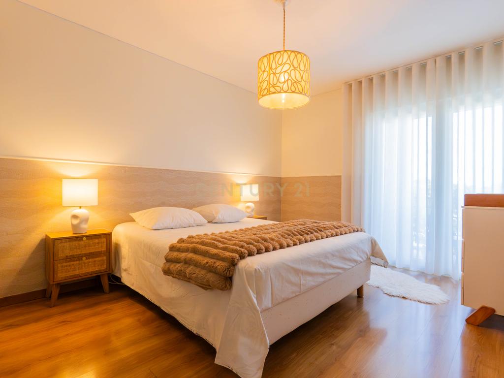 T2 com 115m² na Quinta de São Macário | Varandas | Elevador | Arrecadação | Vista de mar subtil - Image 23