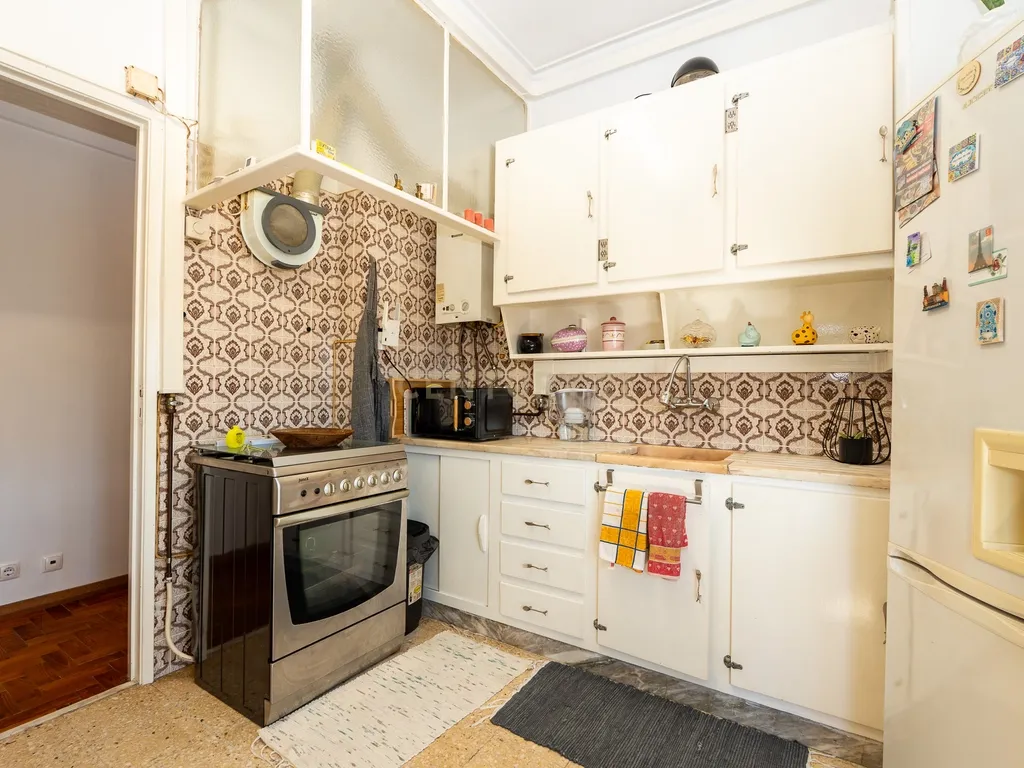 Apartamento T2 na Povoa de Santo Adrião com Excelente Localização e Conforto - Image 9