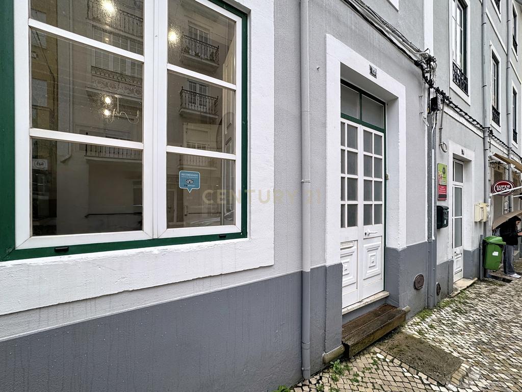 Loja Comercial em Zona Central de Alcobaça – 50 m² - Image 18