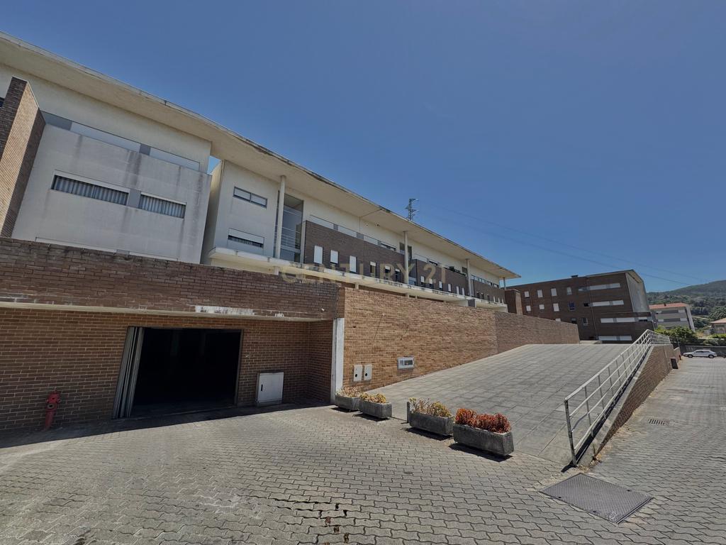 Excelente T3 com garagem em Santo Tirso - Image 28