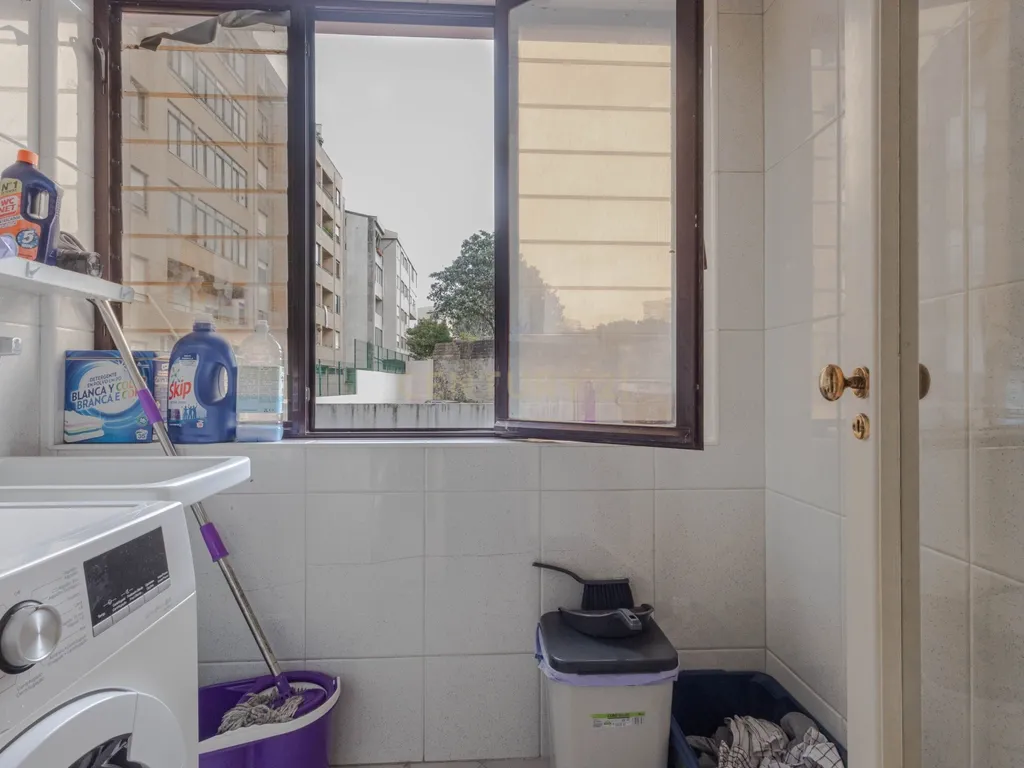 Excelente Apartamento T2 na Travessa das Condominhas - Image 19