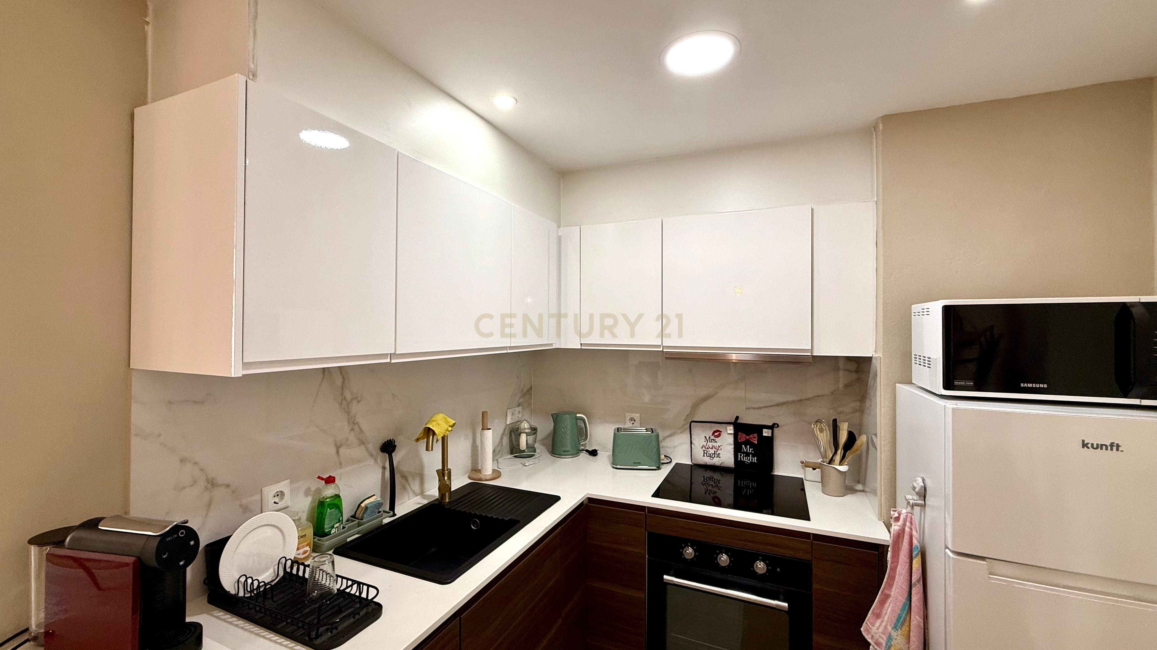Fotografia 8 de Apartamento T2 renovado em Armação de Pêra a 500 metros da praia.