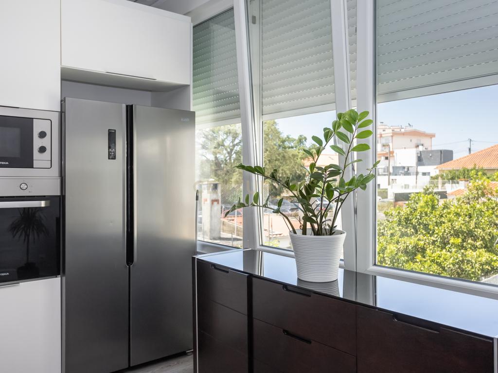 Apartamento T3 mais sótao, num 1 andar em Amora - Seixal - Image 30