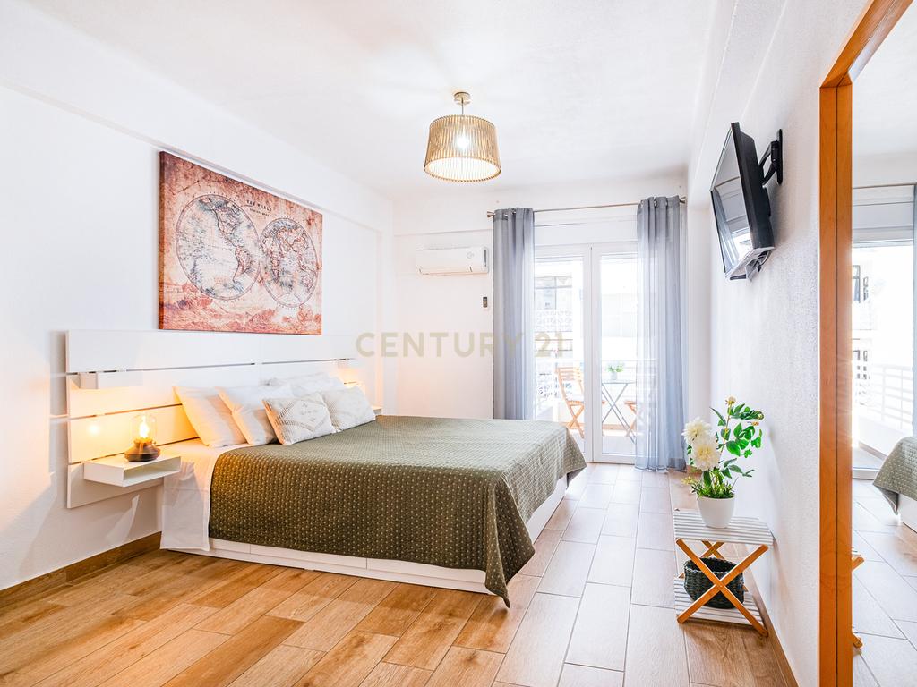 OPORTUNIDADE! - Apartamento T0 Junto à Praia – Ideal para Férias ou Investimento - Image 1