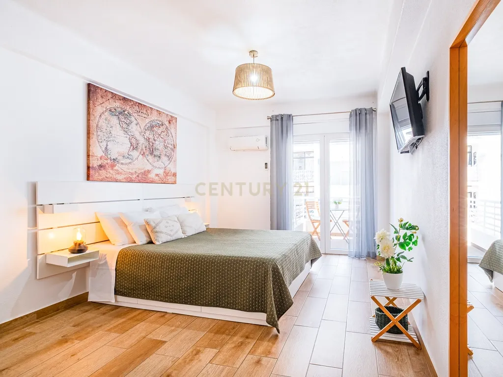 OPORTUNIDADE! - Apartamento T0 Junto à Praia – Ideal para Férias ou Investimento - Image 1