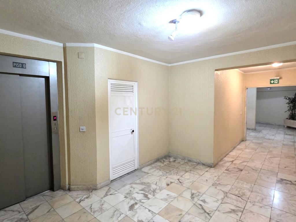  Apartamento T2 em Sesimbra, primeira linha da praia com Terraço Vista Mar - Image 6