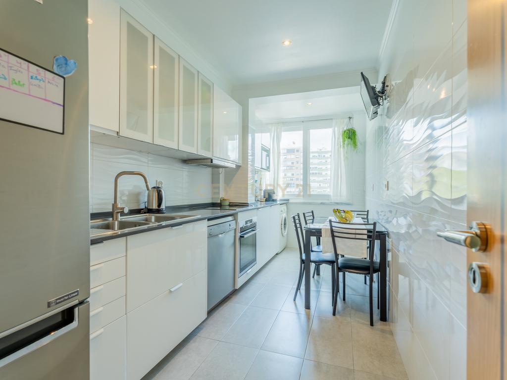Apartamento T3 - Oeiras - Image 10