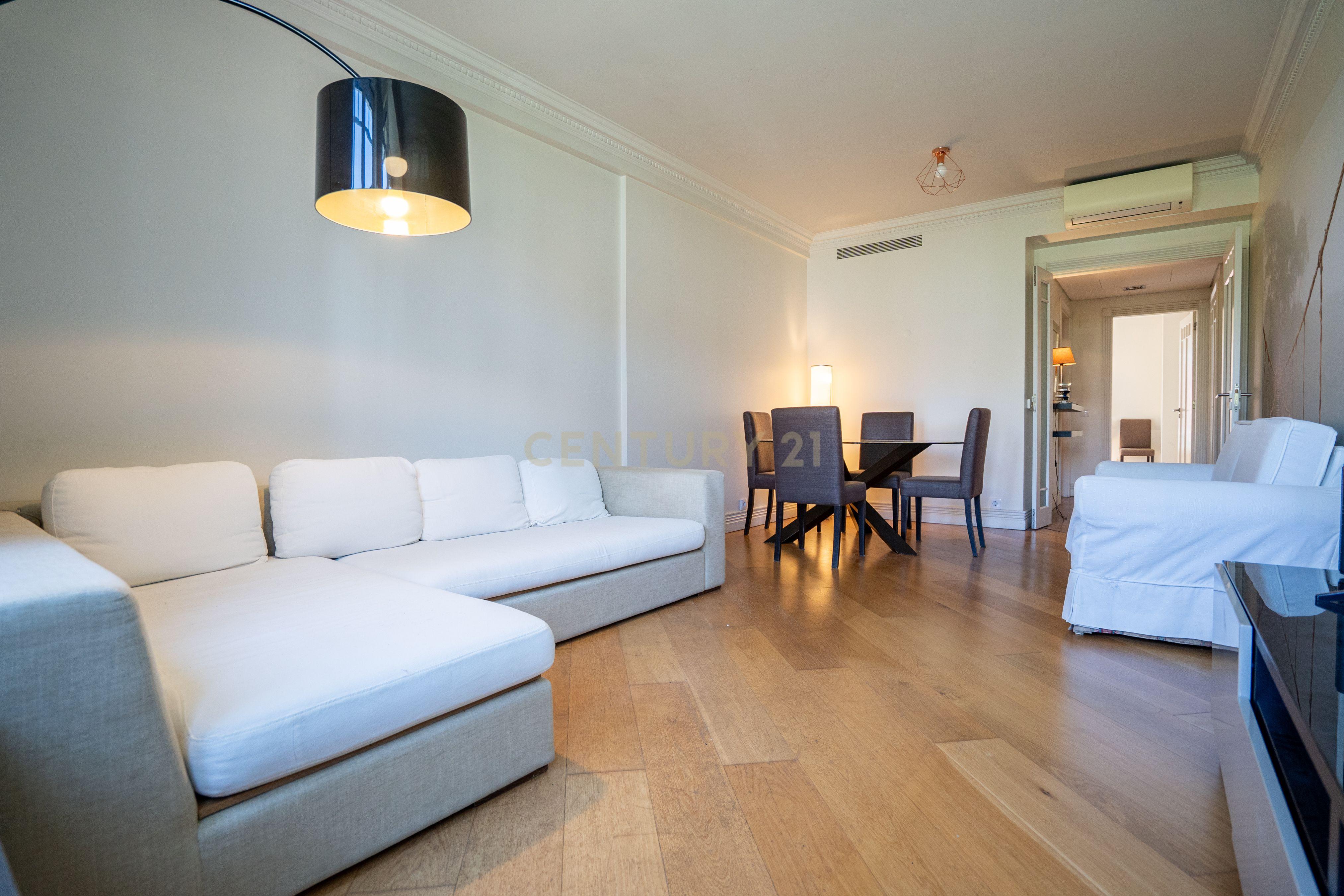 Fotografia 6 de Apartamento T1 Moderno nas Avenidas Novas, Lisboa mobilado, com ar condicionado e garagem