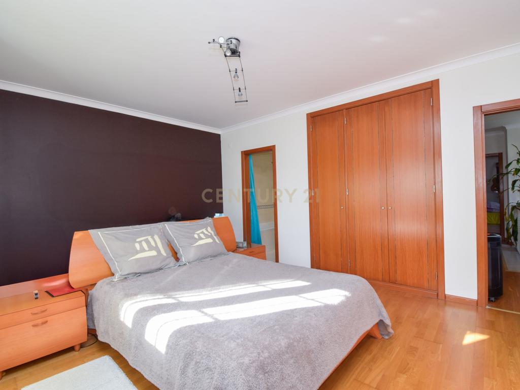 Moradia Geminada T3 com Suíte de 21,5 m² em São Domingos de Rana — Cascais - Image 23