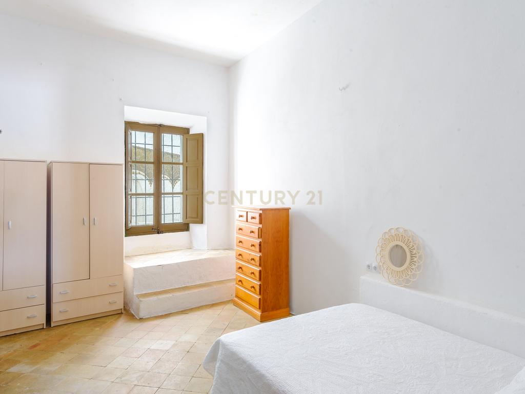 À venda: Casa histórica com grande potencial em Dalt Vila – Ibiza - Image 12