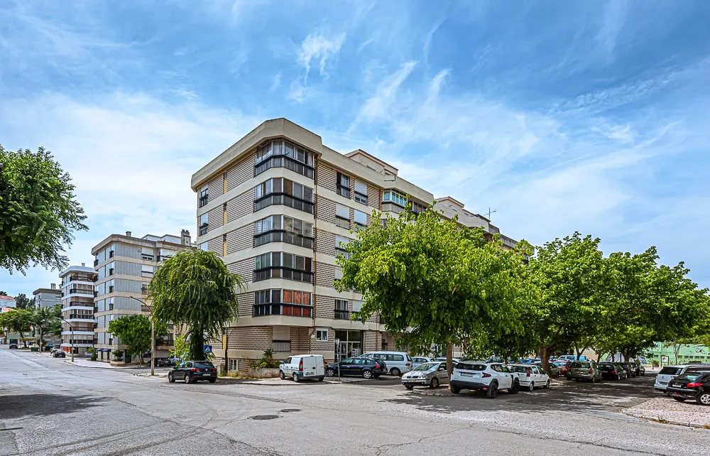 Apartamento T2 na Urbisado - Image 1