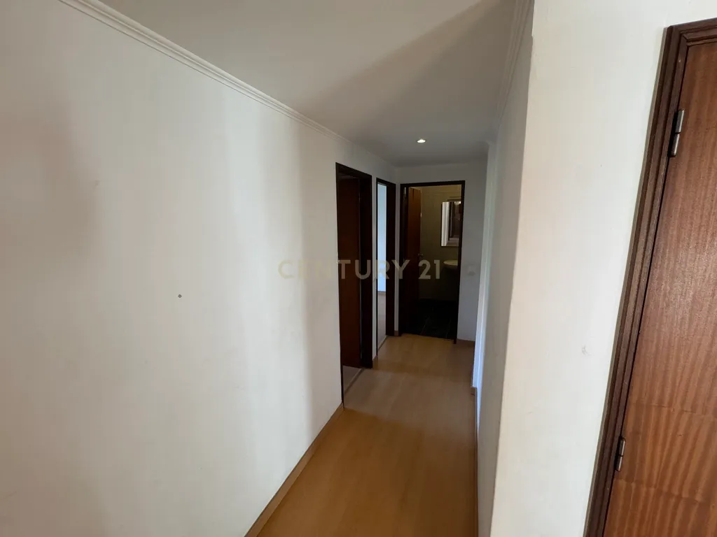 Apartamento T4 em Santarém para venda - Image 9
