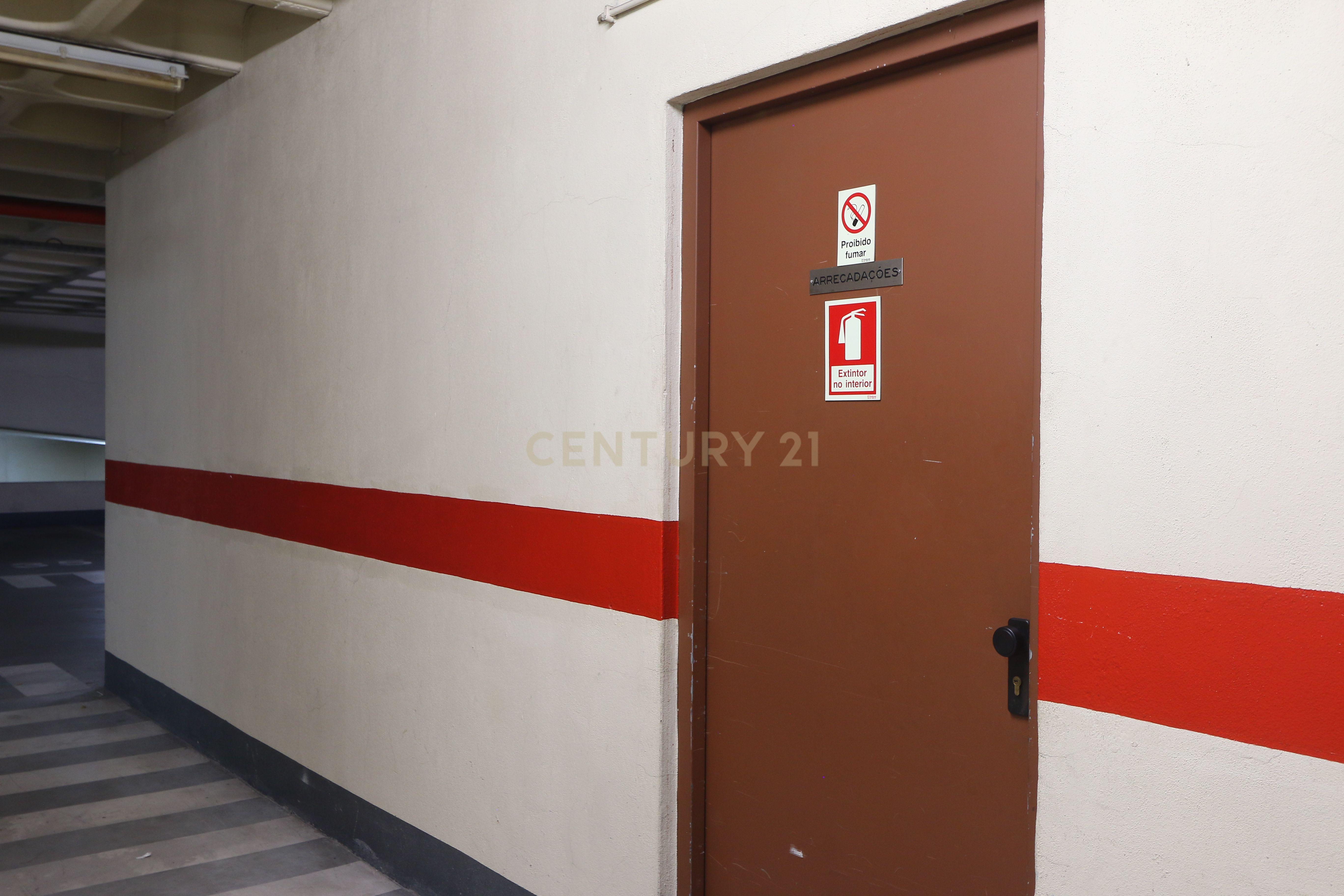 Escritório de 276 m² no Centro Empresarial de Telheiras – Lisboa - Image 37