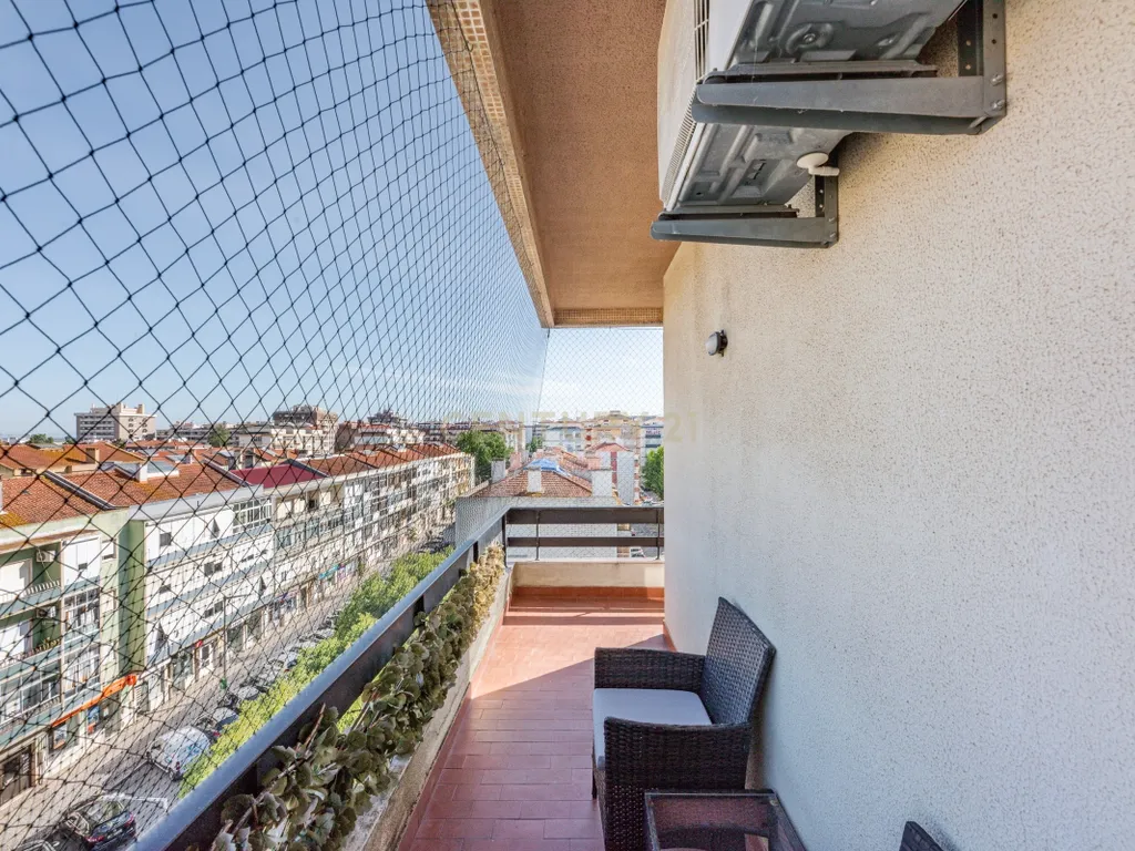 T4 Remodelado no Centro de Alverca - Image 23