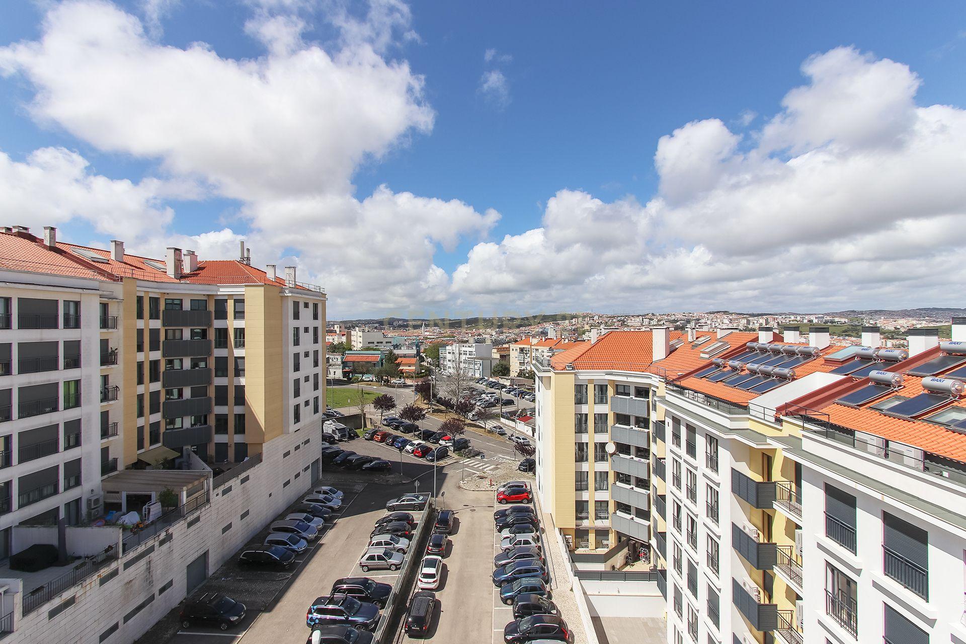 Vende construção NOVA - T4 ATALAIA 1ºD - Image 26