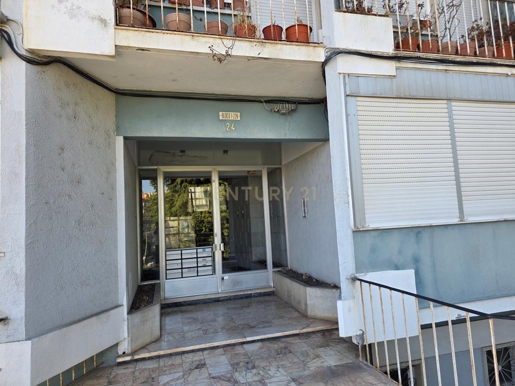 Apartamento em Queluz-Monte Abrão, Massamá Sintra - Oportunidade Única - Image 10