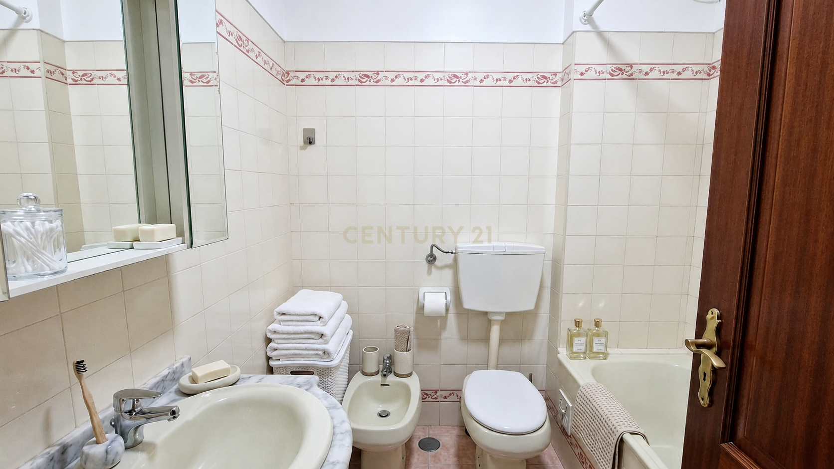 Fotografia 5 de Apartamento T2 com Duas Varandas na Quinta do Álamo, Seixal