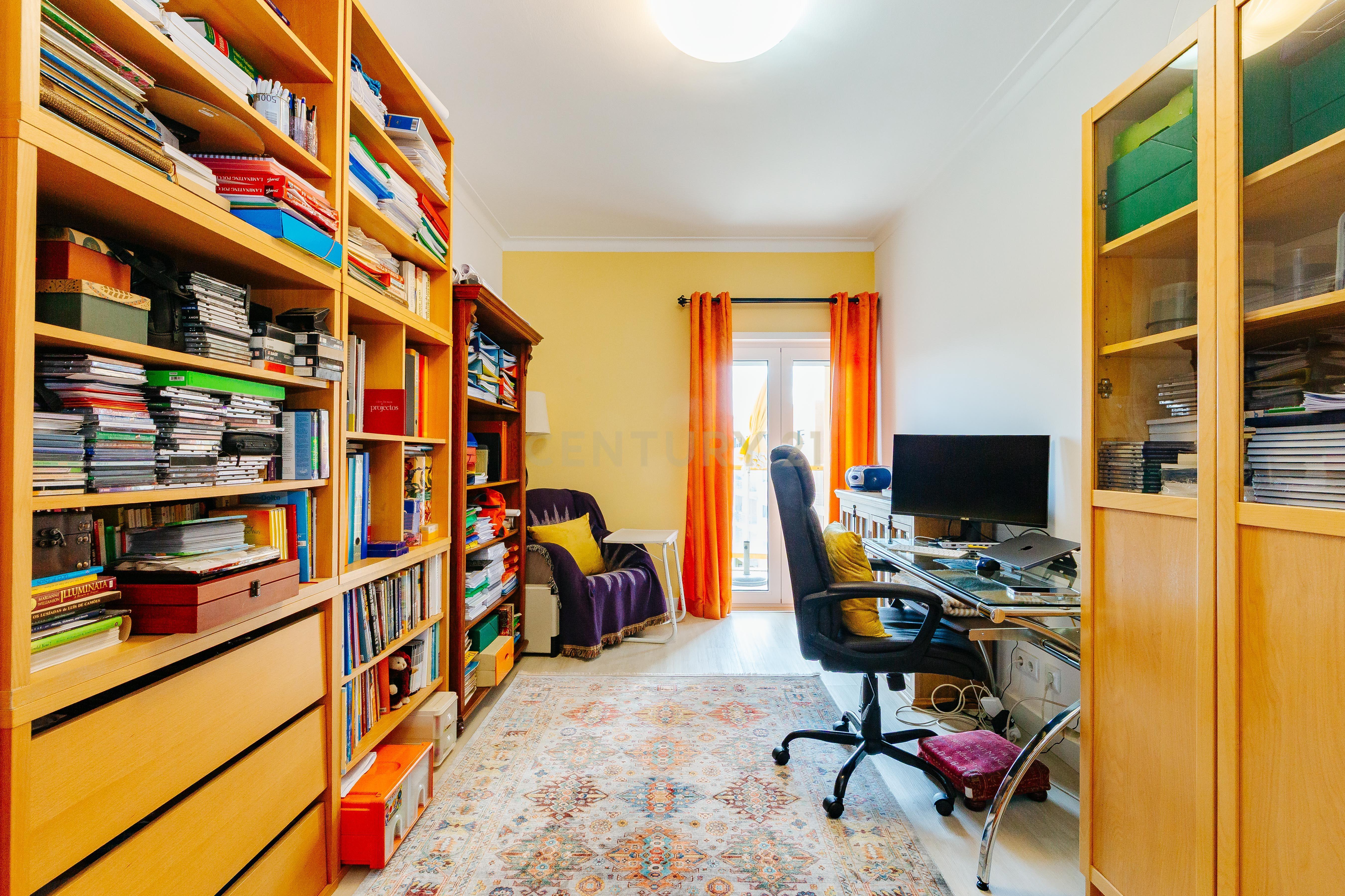 Apartamento T3 totalmente remodelado com Vista Panorâmica no Parque das Nações - Image 14