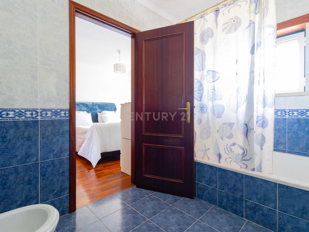 Excelente Moradia T3 , espaço exterior e garagem – Marinha Grande - Image 9