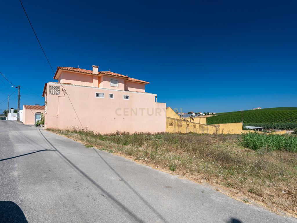 ** Descubra este magnífico Terreno Urbanizável c/2.360 mts2  em Torres Vedras, Lisboa. ** - Image 6