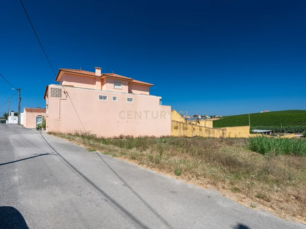 ** Descubra este magnífico Terreno Urbanizável c/2.360 mts2 em Torres Vedras, Lisboa. ** - Image 6