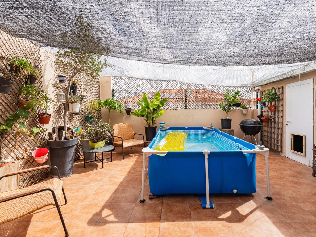T2 com terraço e espaço adicional | Laranjeiro - Image 23