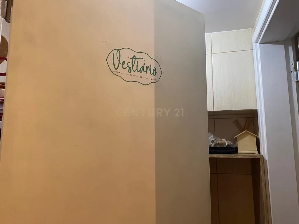 Restaurante em São Domingos de Benfica com faturação ativa e clientela fidelizada - Image 15