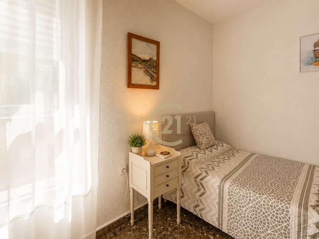 !! Habitação de 265 m² na Avenida Andalucía, Málaga !! - Image 38