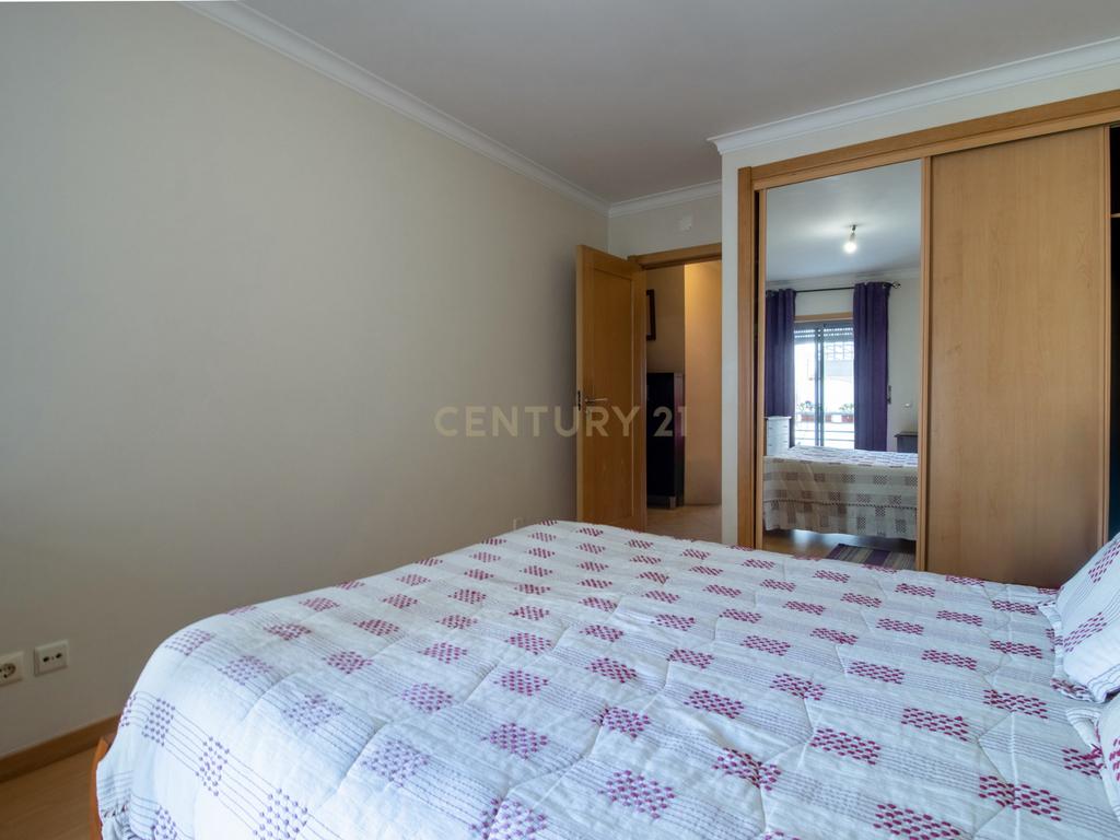 Apartamento T2 em Alfeizerão | Excelentes Áreas - Image 14