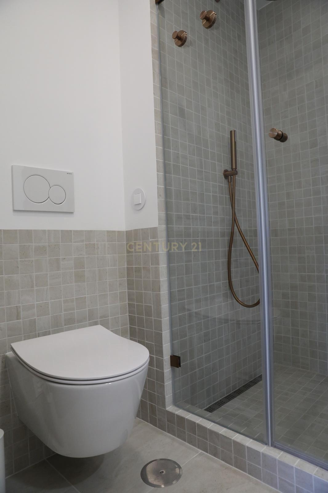 Fotografia 7 de Magnifico apartamento T2, renovado e mobilado.