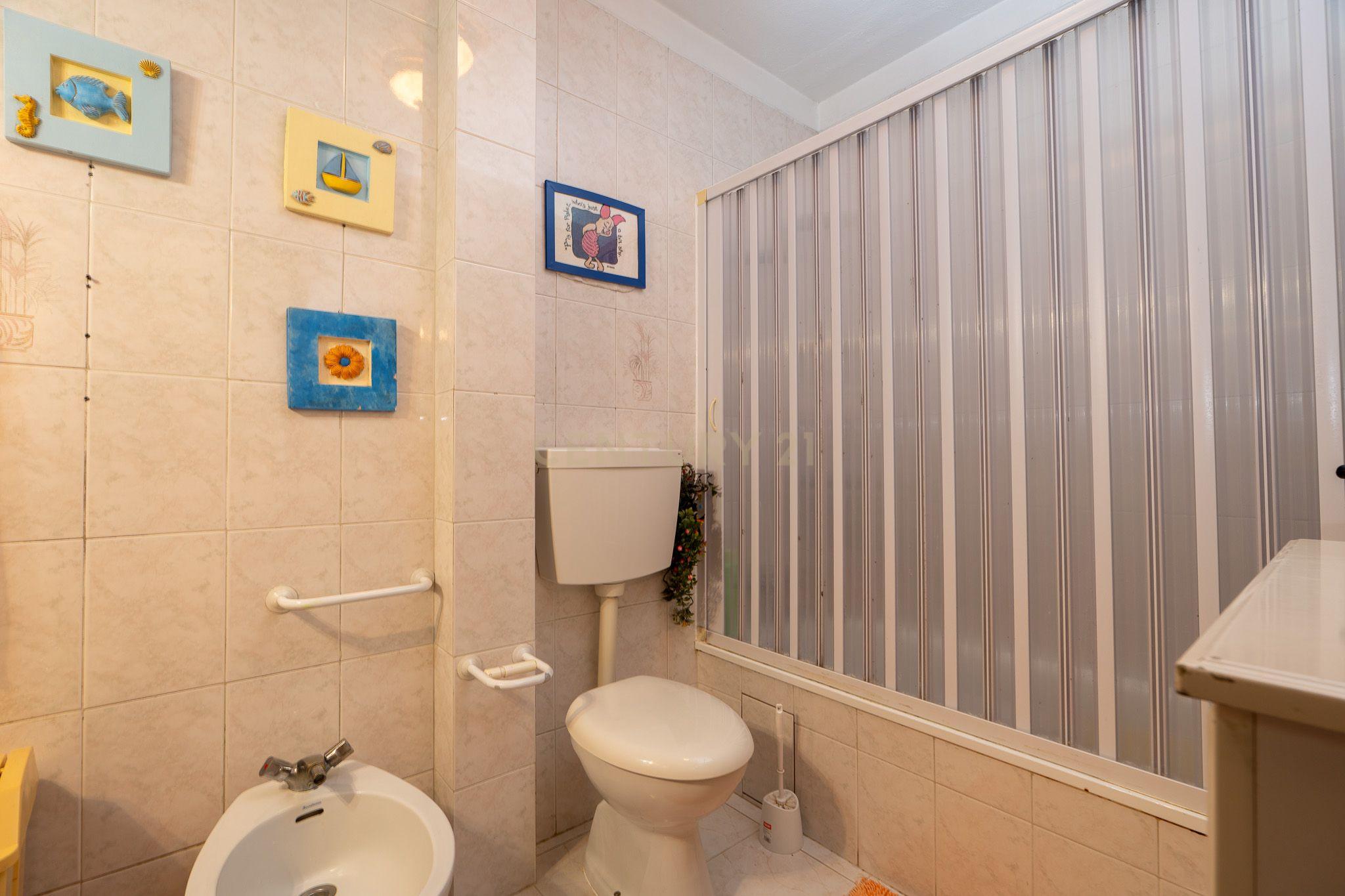 **Fantástico apartamento T4 com arrecadação*** - Image 17