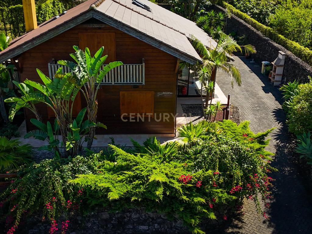  Country House em São Miguel, Açores: Refúgio Privado de Charme com piscina e quinta - Image 9