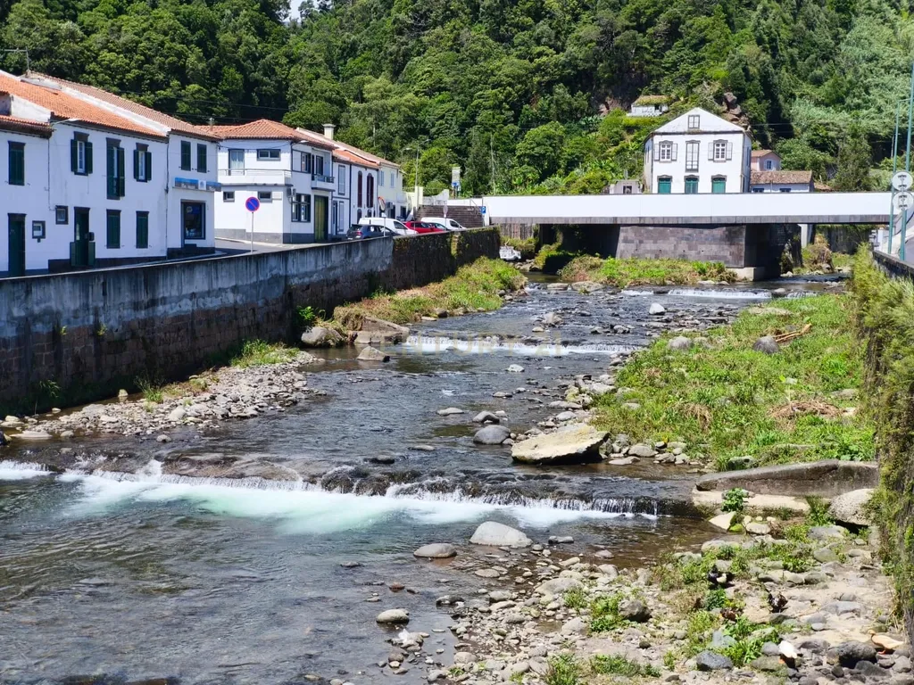 Apartamento T2 no centro da Vila da Povoação, excelente oportunidade de investimento em São Miguel - Image 17
