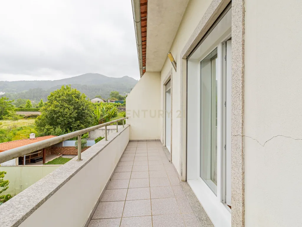 Moradia em Banda, Torre, Amares Braga - Image 25